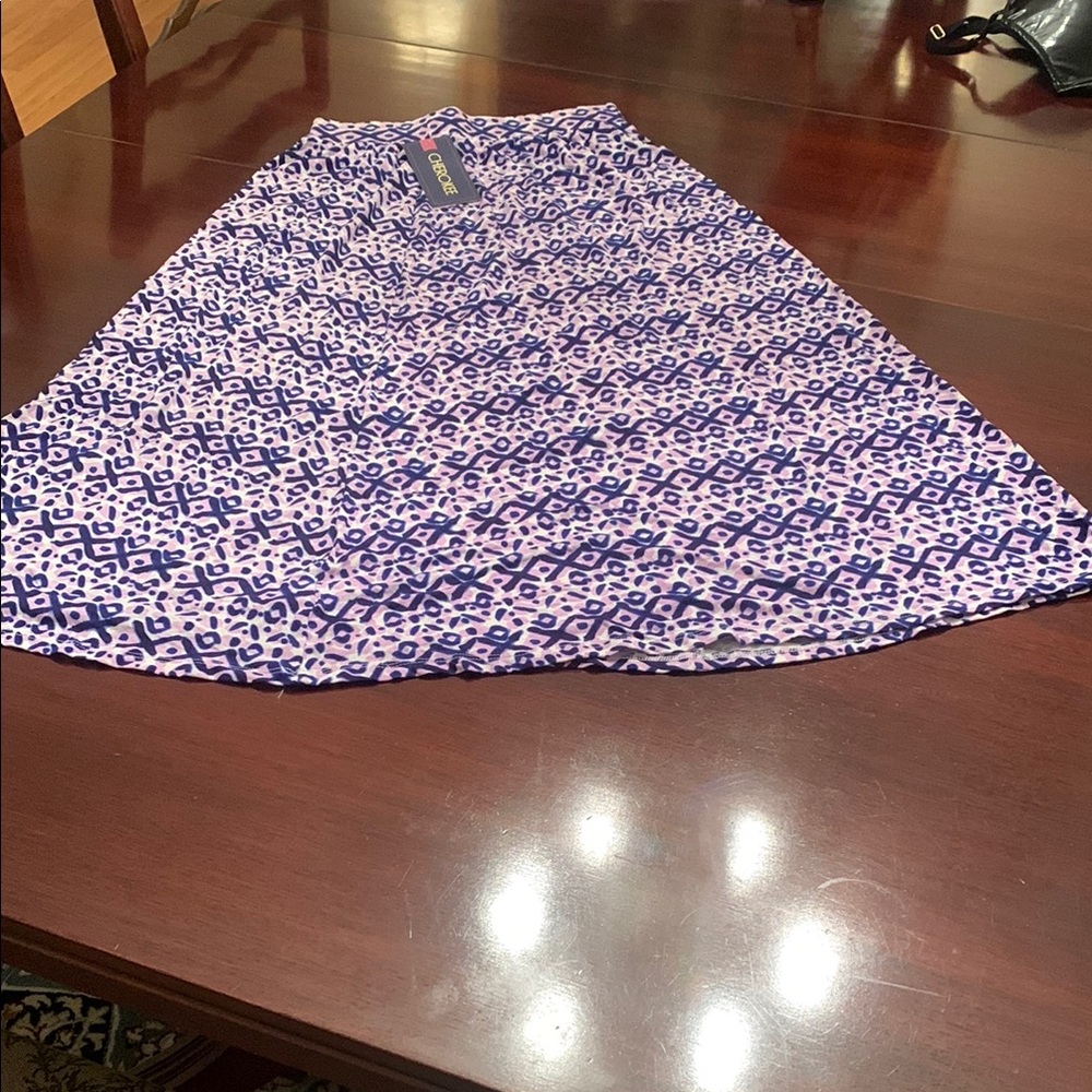 Cherokee Skirt. Size L 10/12. NWT